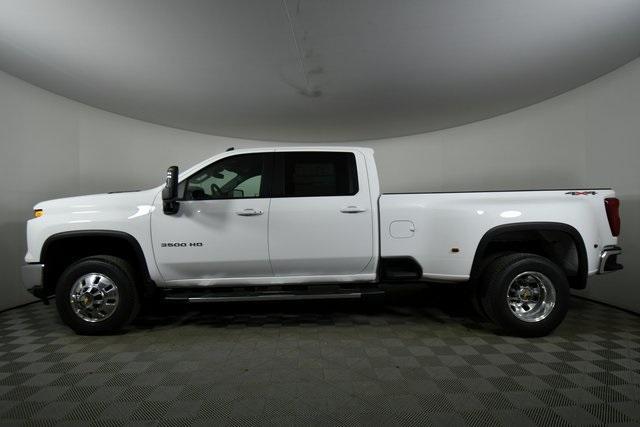 new 2025 Chevrolet Silverado 3500 car, priced at $74,001