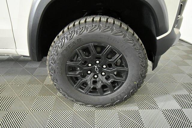 new 2026 Chevrolet Colorado car, priced at $43,454