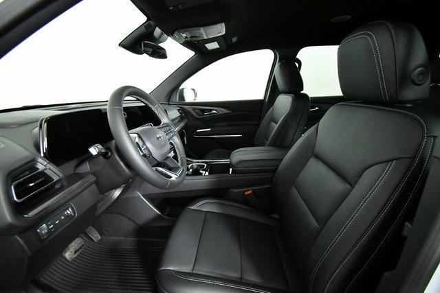 new 2026 Chevrolet Traverse car, priced at $48,400