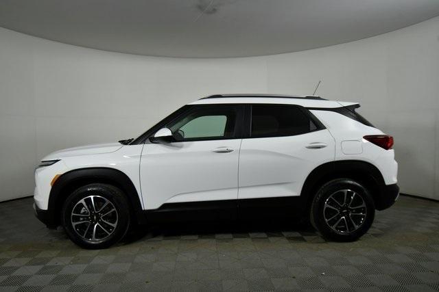 used 2025 Chevrolet TrailBlazer car, priced at $27,490