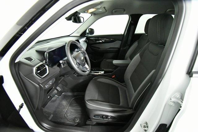 used 2025 Chevrolet TrailBlazer car, priced at $27,490