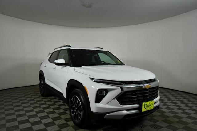 used 2025 Chevrolet TrailBlazer car, priced at $27,490