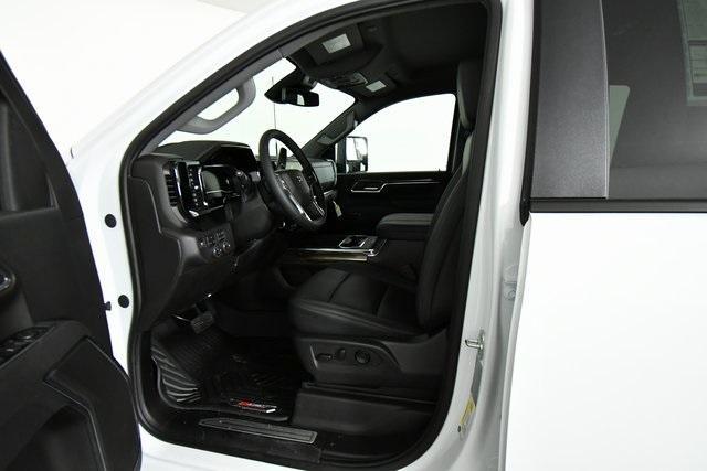 new 2025 Chevrolet Silverado 2500 car, priced at $76,016