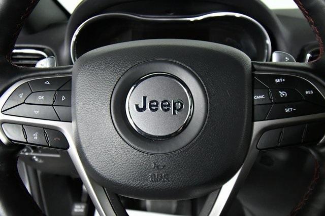 used 2021 Jeep Grand Cherokee car, priced at $31,990