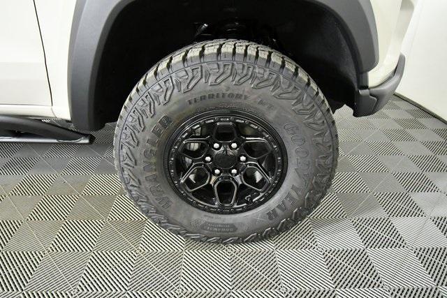 new 2026 Chevrolet Colorado car, priced at $60,089