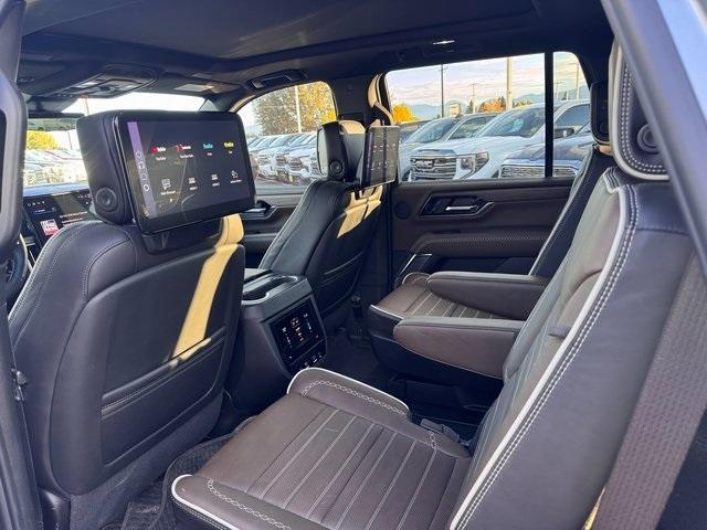 used 2025 GMC Yukon car, priced at $98,990