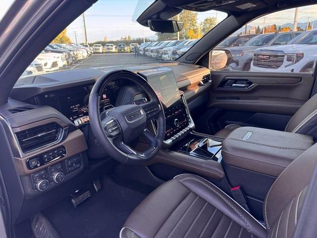used 2025 GMC Yukon car, priced at $98,990