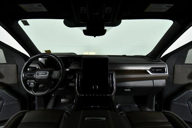 used 2025 GMC Yukon car, priced at $98,990