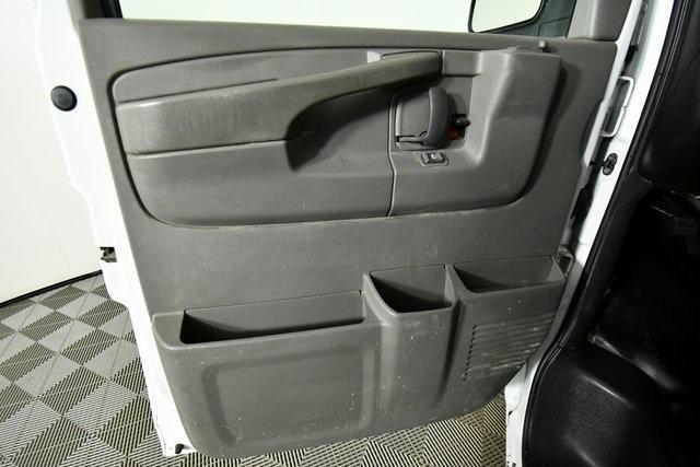 used 2006 GMC Savana 1500 car, priced at $10,700