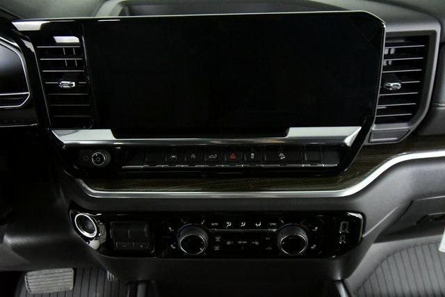 new 2025 Chevrolet Silverado 1500 car, priced at $64,642
