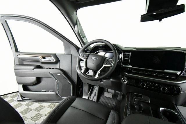 new 2025 Chevrolet Silverado 1500 car, priced at $64,642