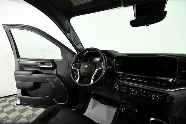 used 2022 Chevrolet Silverado 1500 car, priced at $39,601