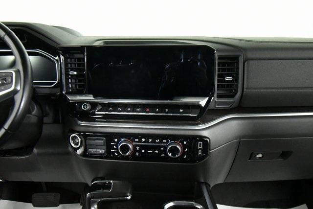 used 2022 Chevrolet Silverado 1500 car, priced at $39,601