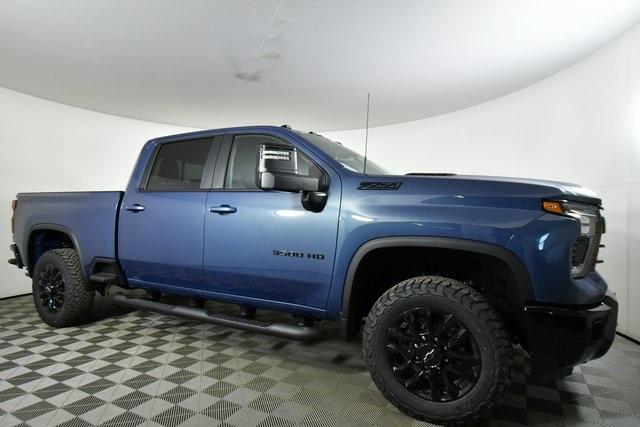 new 2025 Chevrolet Silverado 3500 car, priced at $77,061