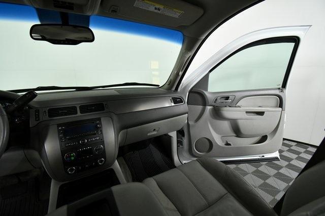 used 2013 Chevrolet Suburban car, priced at $9,990