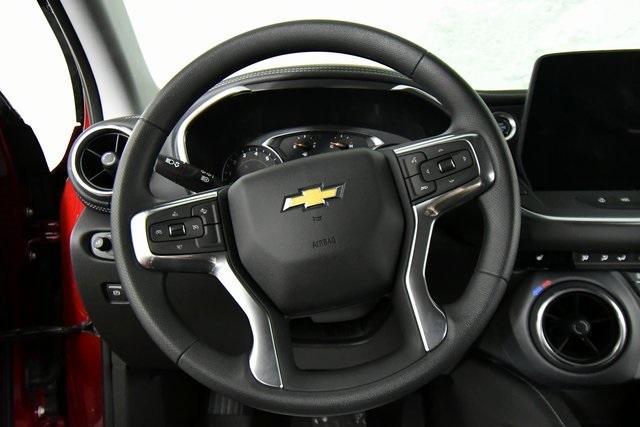 new 2025 Chevrolet Blazer car, priced at $37,069