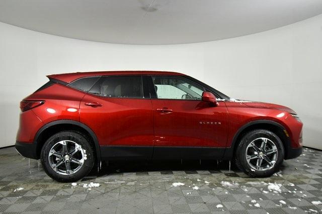 new 2025 Chevrolet Blazer car, priced at $37,069