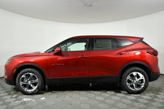 new 2025 Chevrolet Blazer car, priced at $37,069