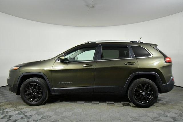 used 2015 Jeep Cherokee car, priced at $9,990