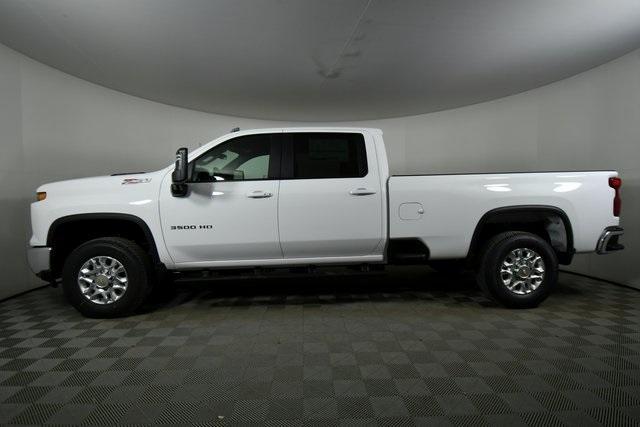 new 2025 Chevrolet Silverado 3500 car, priced at $70,040