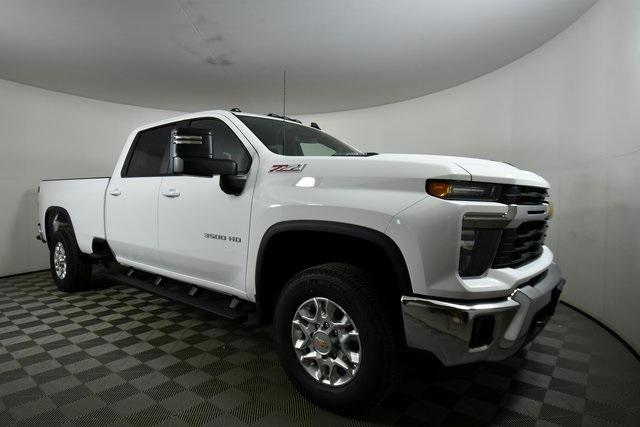 new 2025 Chevrolet Silverado 3500 car, priced at $70,040