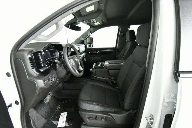 new 2025 Chevrolet Silverado 3500 car, priced at $74,001