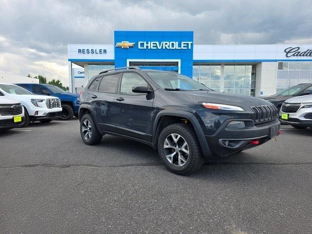 used 2016 Jeep Cherokee car