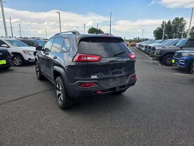 used 2016 Jeep Cherokee car