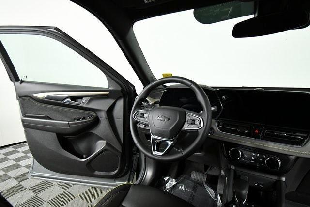 used 2025 Chevrolet TrailBlazer car, priced at $28,990