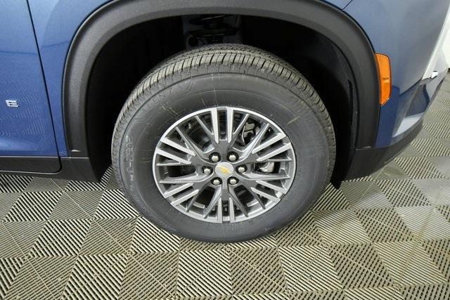 new 2025 Chevrolet Traverse car, priced at $45,305