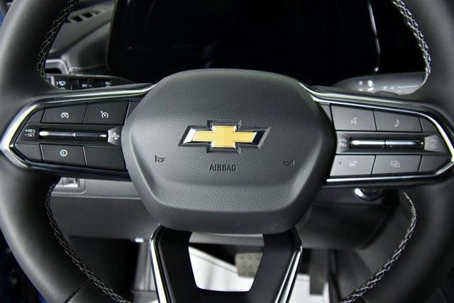 new 2025 Chevrolet Traverse car, priced at $45,305