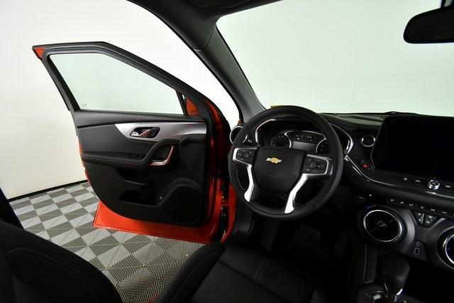 new 2025 Chevrolet Blazer car, priced at $39,969
