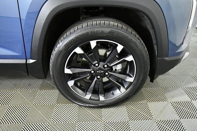 used 2025 Chevrolet Equinox car, priced at $33,601