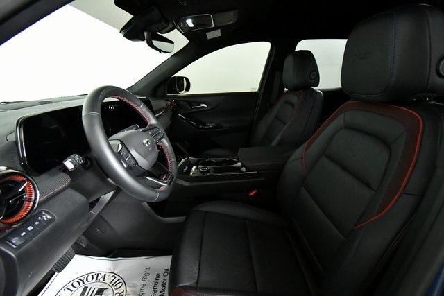 used 2025 Chevrolet Equinox car, priced at $33,601