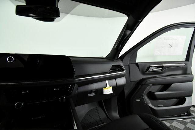 new 2025 Chevrolet Suburban car, priced at $75,135