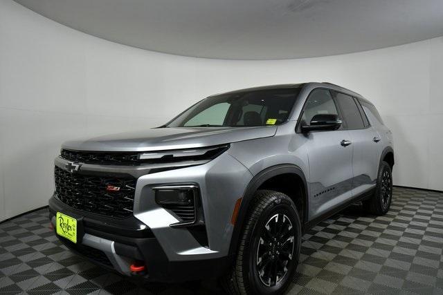 used 2024 Chevrolet Traverse car, priced at $42,990