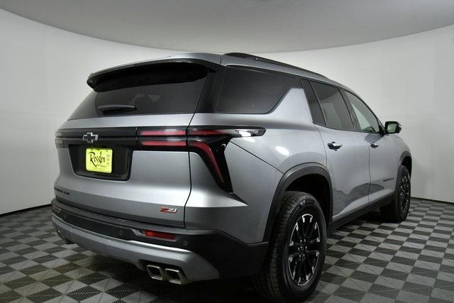 used 2024 Chevrolet Traverse car, priced at $42,990