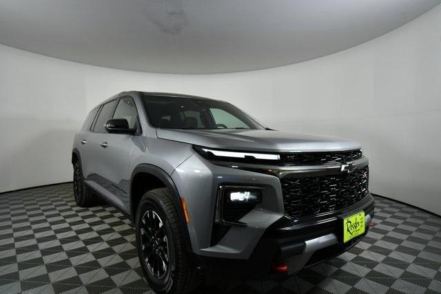 used 2024 Chevrolet Traverse car, priced at $42,990