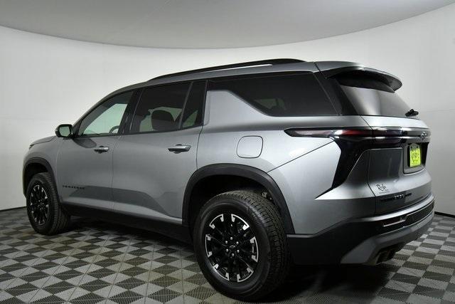 used 2024 Chevrolet Traverse car, priced at $42,990