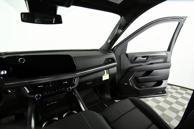 new 2025 Chevrolet Suburban car, priced at $81,910