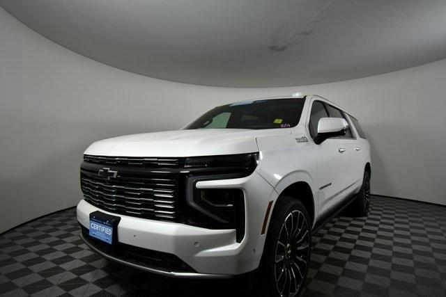 used 2025 Chevrolet Suburban car, priced at $88,990