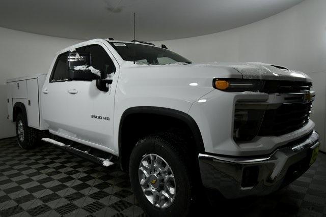 new 2025 Chevrolet Silverado 3500 car, priced at $74,476