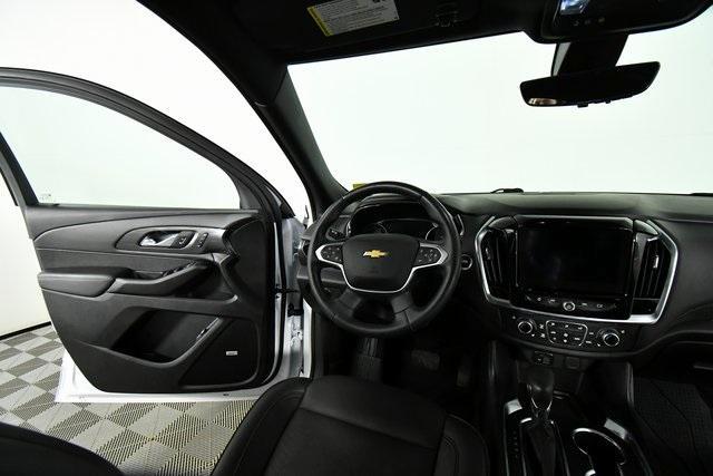 used 2023 Chevrolet Traverse car, priced at $45,990