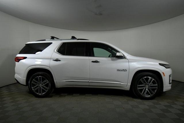 used 2023 Chevrolet Traverse car, priced at $45,990