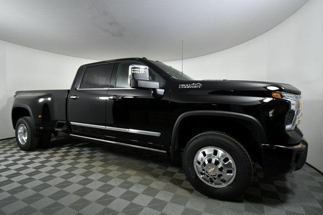 new 2026 Chevrolet Silverado 3500 car, priced at $90,664