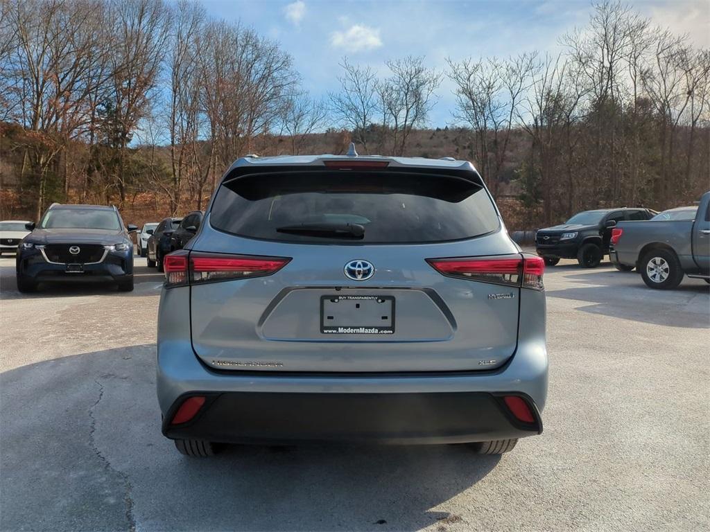 used 2022 Toyota Highlander Hybrid car, priced at $39,101