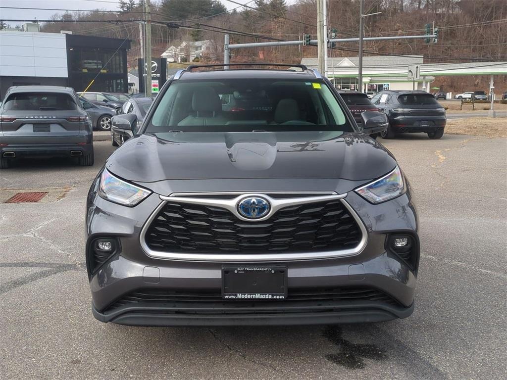 used 2021 Toyota Highlander Hybrid car, priced at $33,529