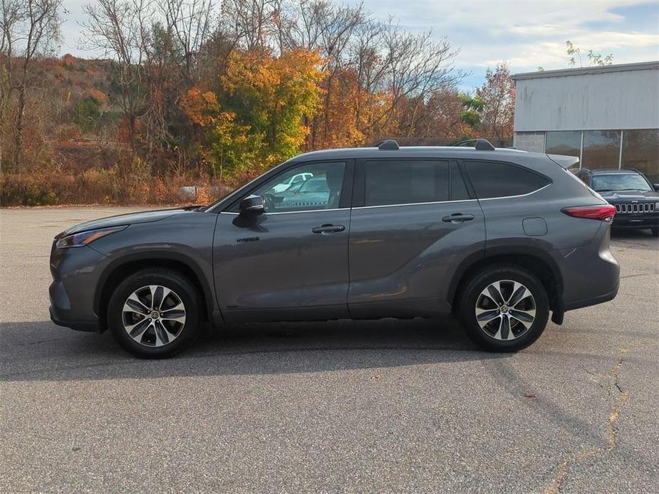 used 2021 Toyota Highlander Hybrid car, priced at $35,353