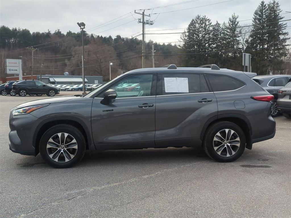 used 2021 Toyota Highlander Hybrid car, priced at $33,529