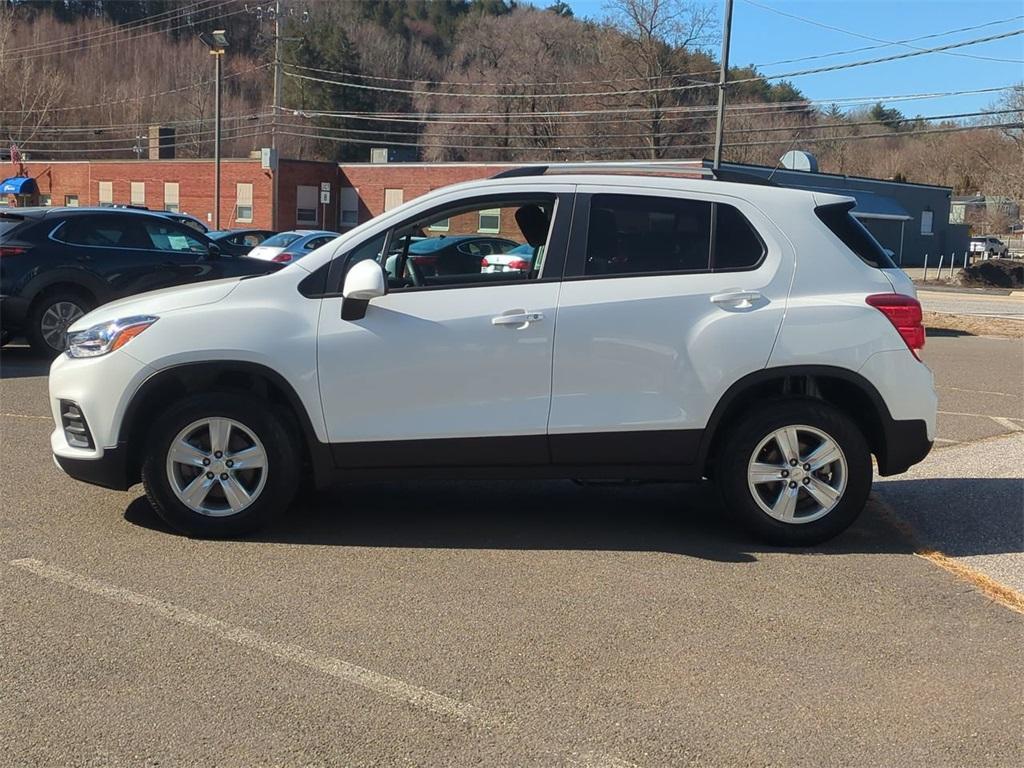 used 2022 Chevrolet Trax car, priced at $18,232